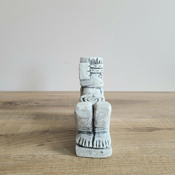 Mayan Aztec hand carved stone figurine. - Picture 3 of 7